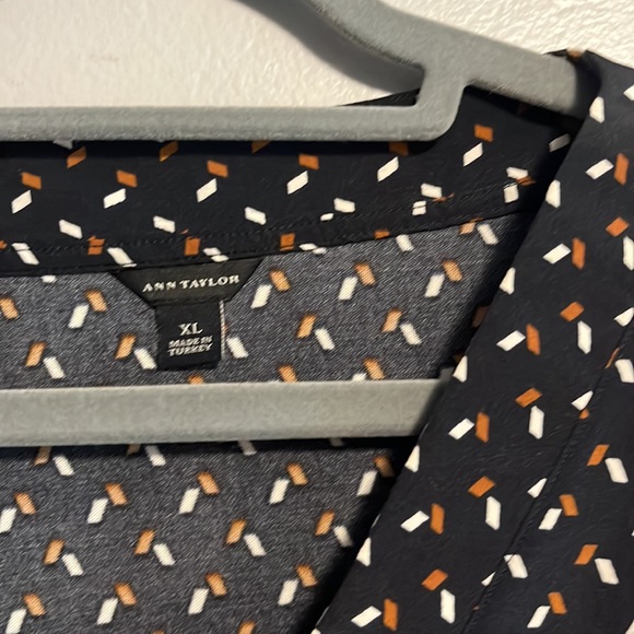 Ann Taylor blouse - Picture 2 of 4